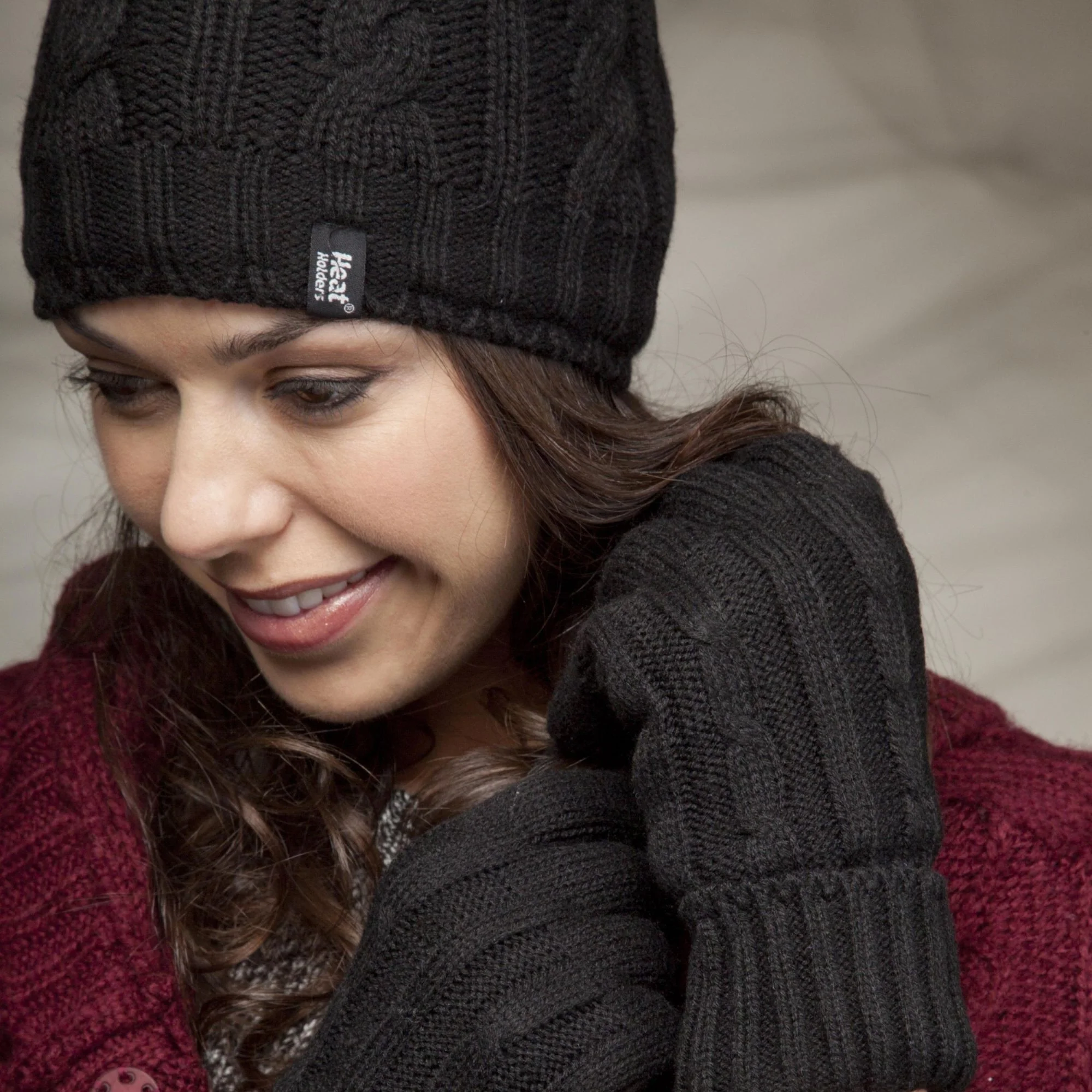 Ladies Cable Knit 2.3 Tog Fleece Lined Thermal Winter Gloves - Image 23