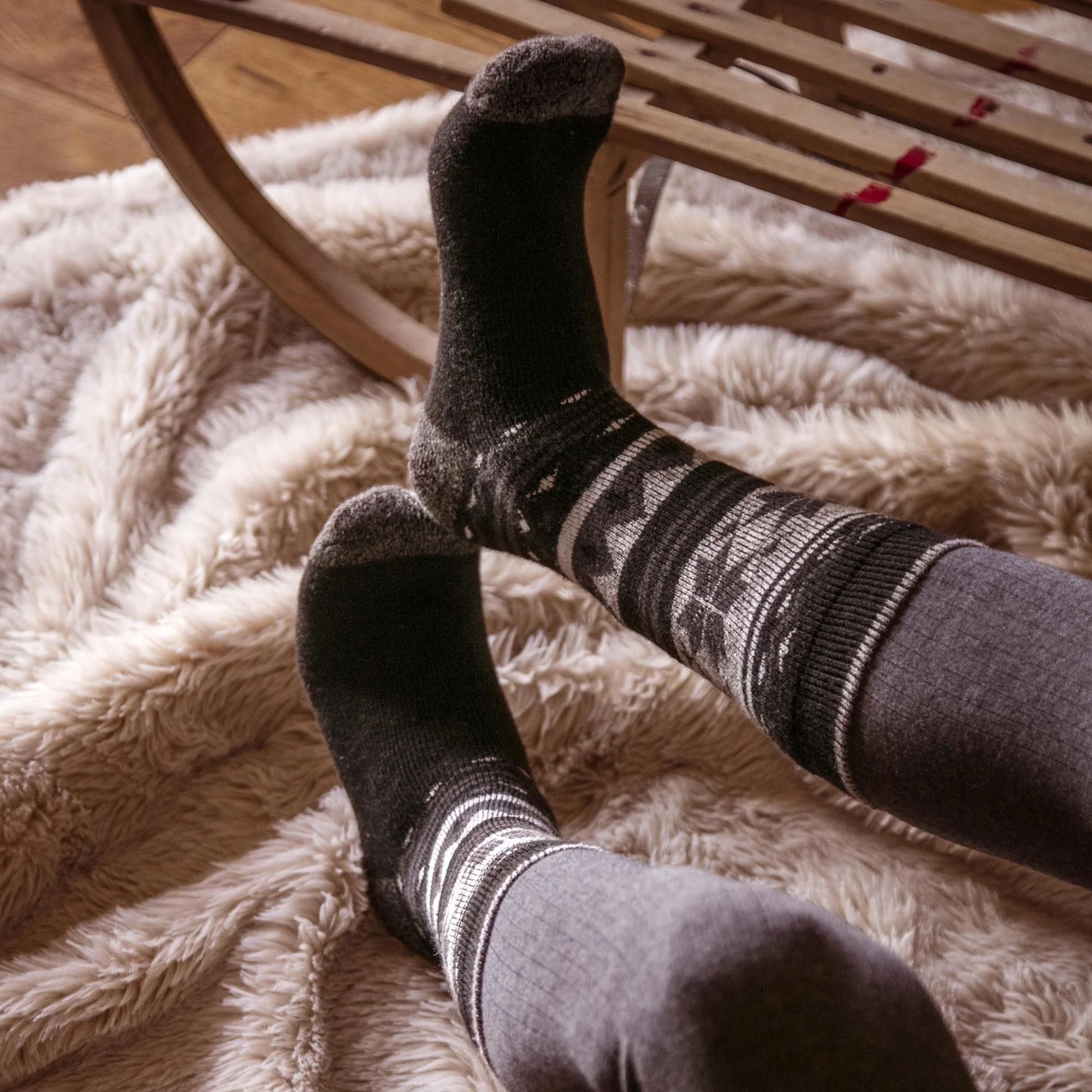 Mens Thin Warm 1.6 Tog Lightweight Thermal Dress Socks - Image 48