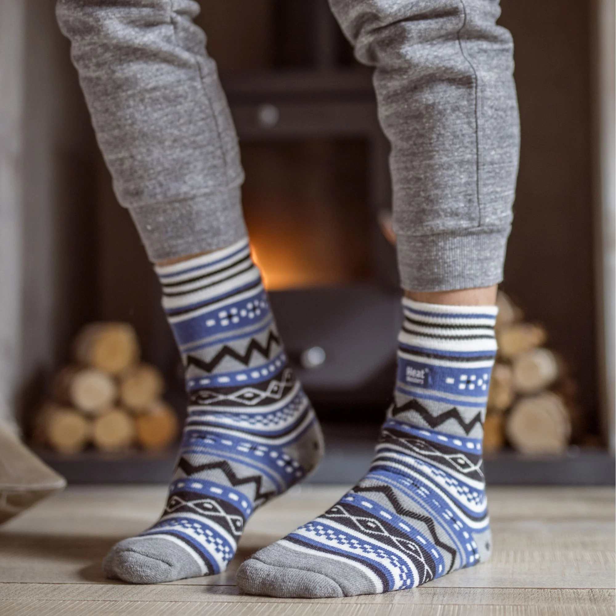 Mens Nordic Patterned Non Slip Thermal Slipper Socks with Grips - Image 4