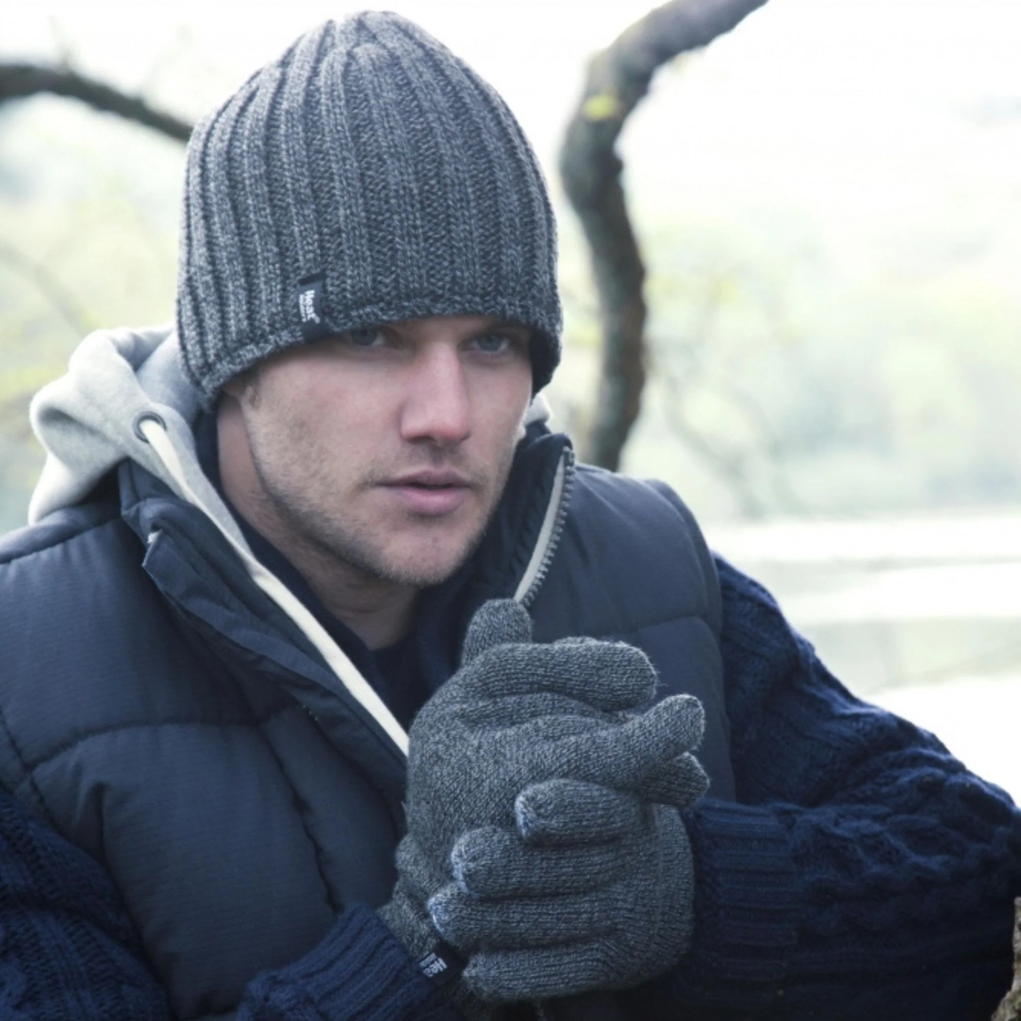 Mens Fleece Lined Thermal Hat & Glove Set for Winter - Image 18