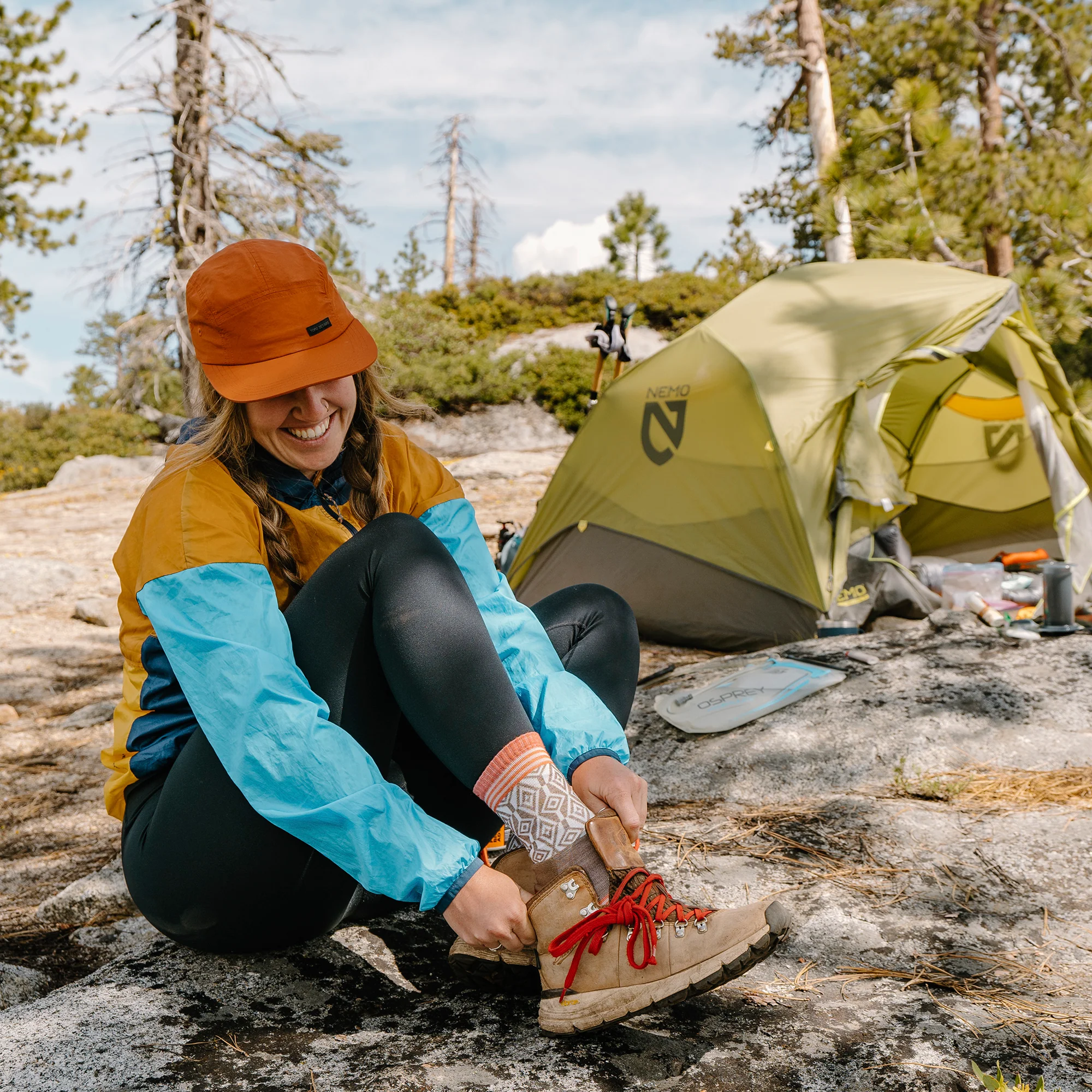 Ladies Patterned Micro Crew Hiking Merino Socks - Image 4
