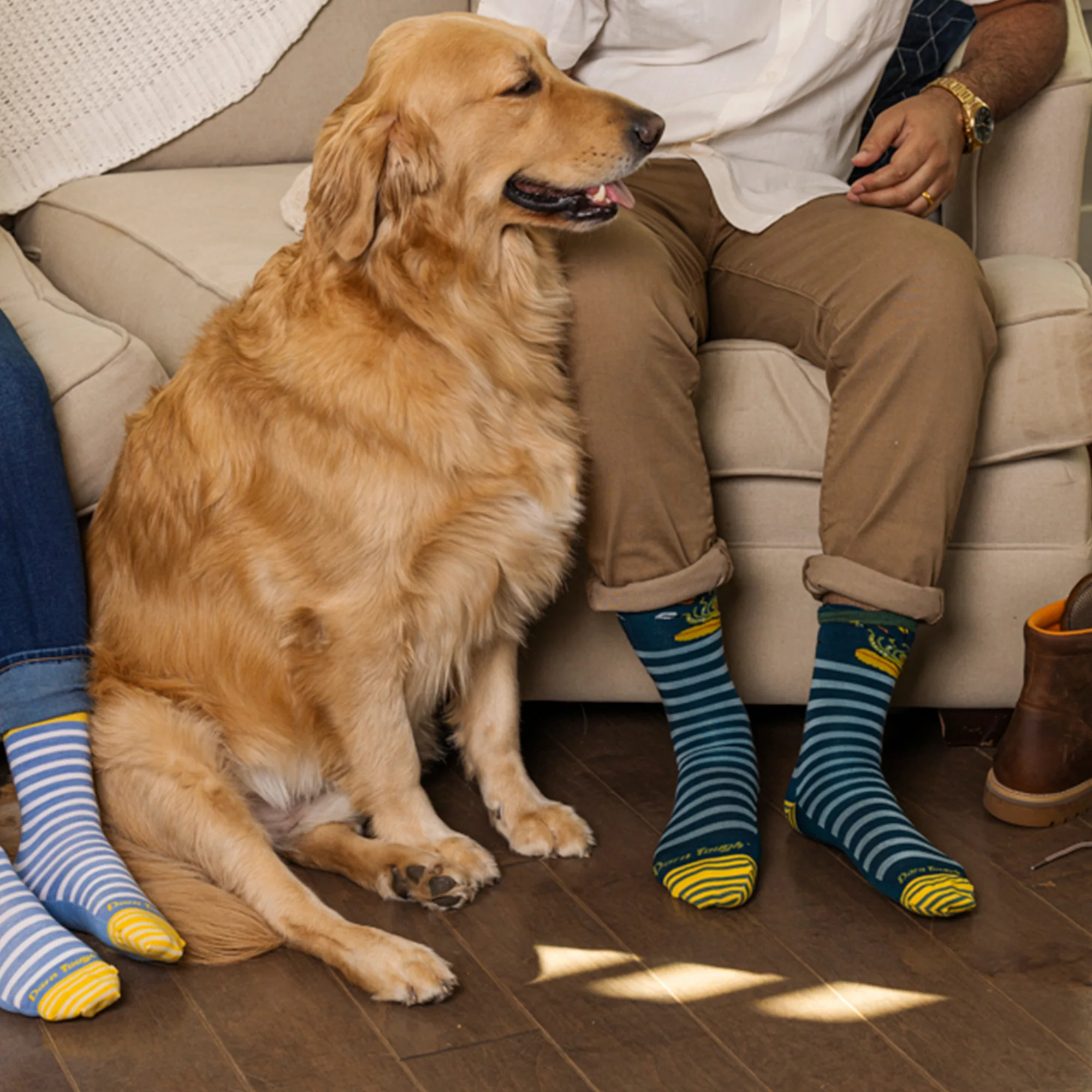 Mens Animal Patterned Crew Lightweight Seamless Merino Wool Socks - Image 4